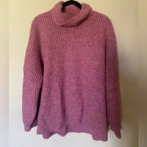 Old Navy Sweater